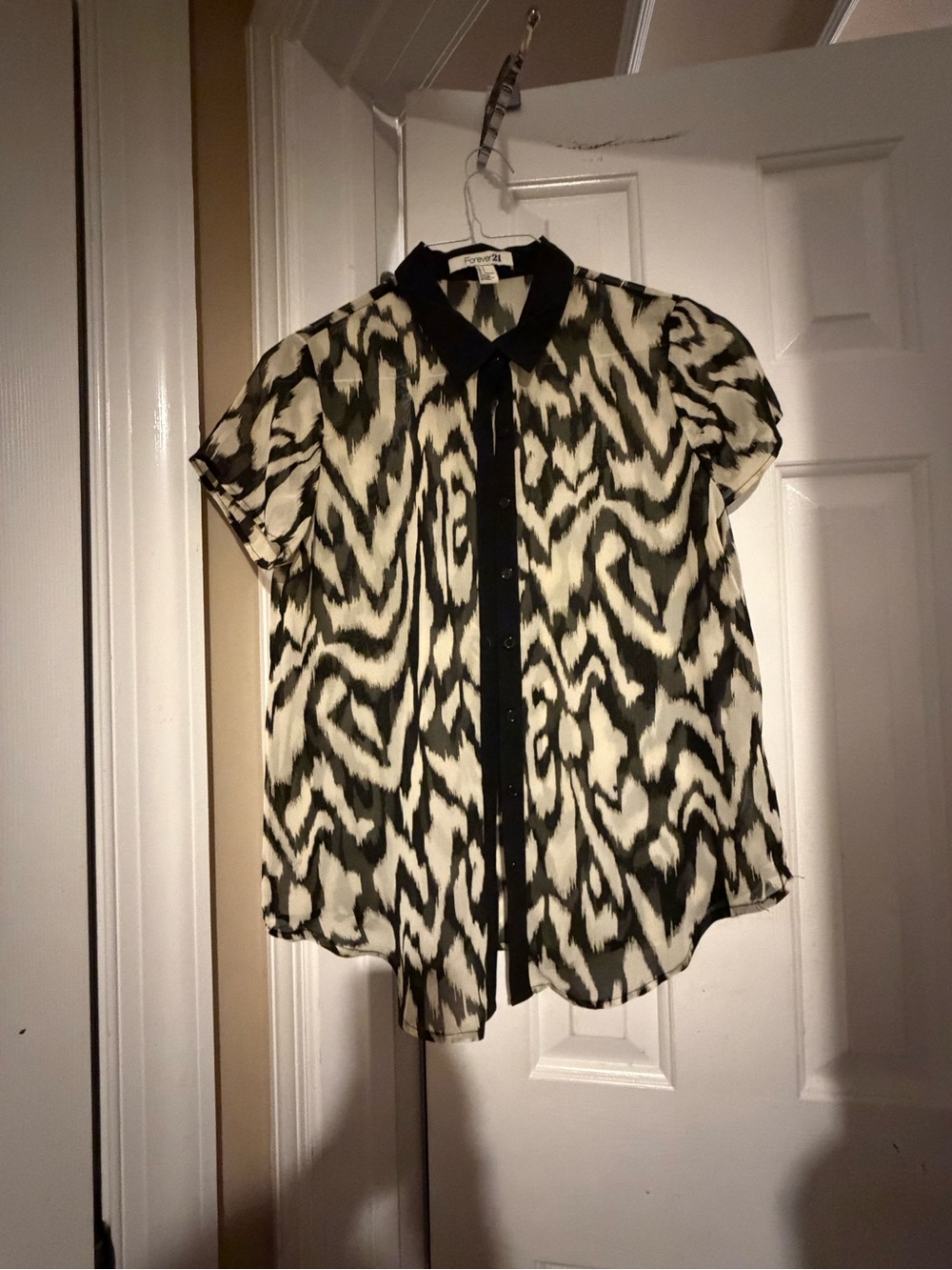 Forever 21 Black & White Sheer Animal-Print Blouse